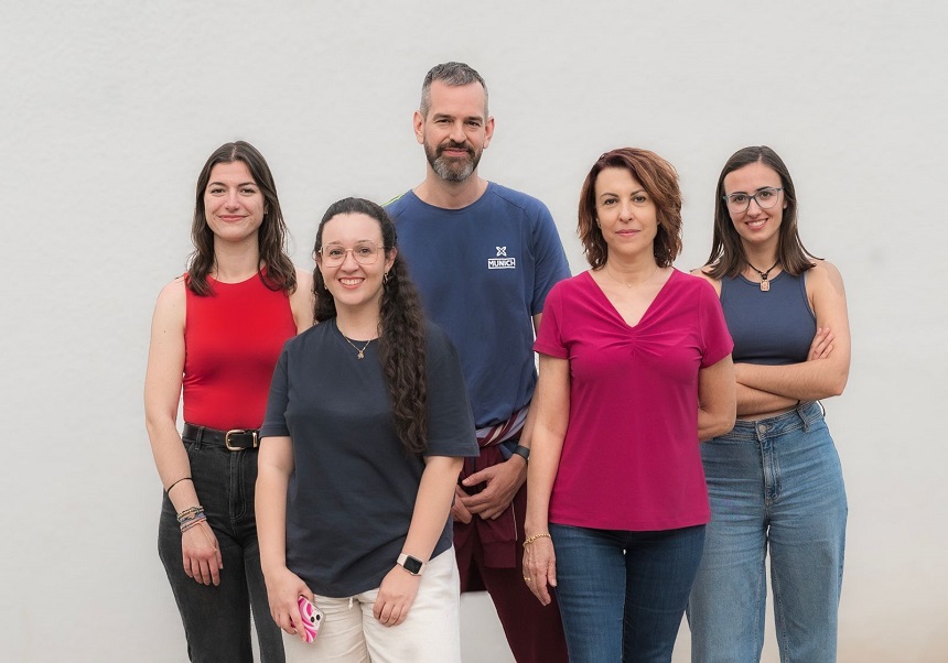 Investigadores del grupo de Inmunología de las infecciones fúngicas del Departamento de Microbiologia y Ecologia de la Facultat de Ciències Biològiques / Instituto BioTEcMed publican en PLOS Pathogens